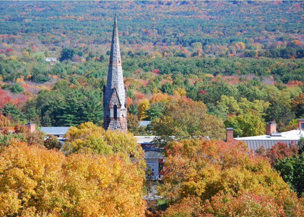 #7. Amherst College